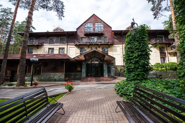 PARK HOTEL GRAAL (Kemerowo)